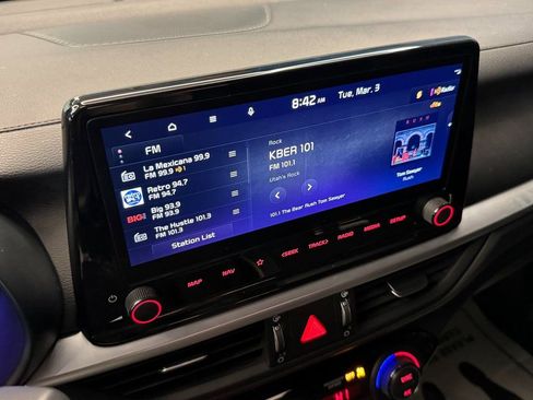 Used 2024 Kia Forte GT-Line image 12