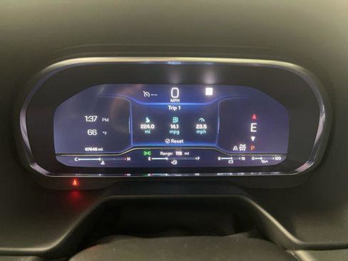 Used 2022 Chevrolet Tahoe RST w/ Sport Performance Package image 10