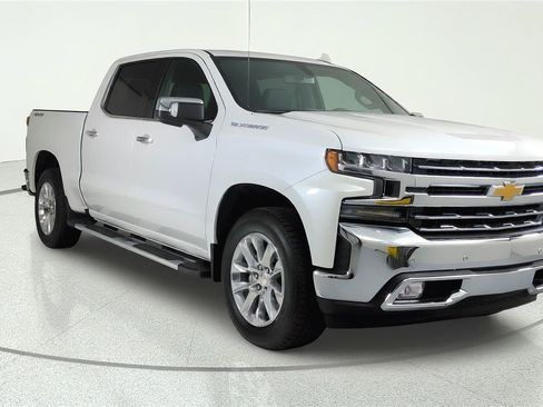 Used 2022 Chevrolet Silverado 1500 LTZ w/ LTZ Convenience Package II AWD/4WD image 1