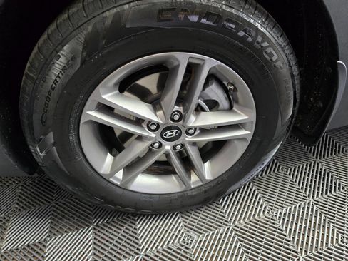 Used 2017 Hyundai Santa Fe Sport w/ Cargo Package image 36