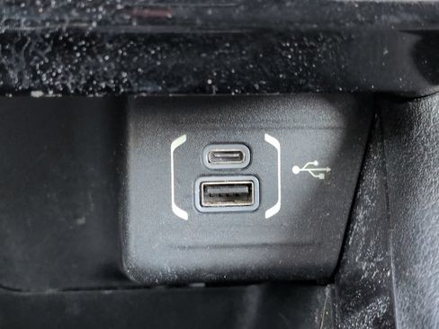 Used 2022 Jeep Compass Latitude FWD image 21