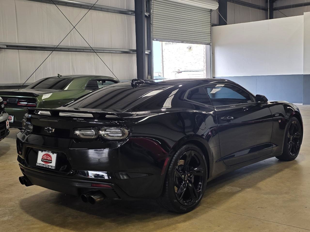 Used 2023 Chevrolet Camaro SS RWD image 5