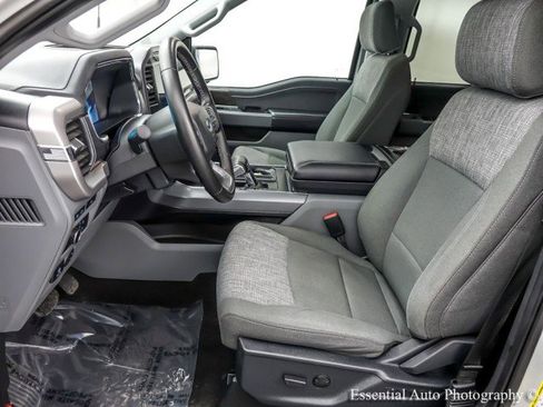 Used 2023 Ford F150 Lightning XLT image 11