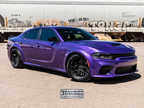 Used 2023 Dodge Charger SRT Hellcat w/ Harman/Kardon Audio Group RWD image 3
