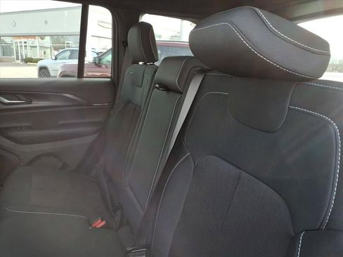 New 2026 Jeep Grand Cherokee Laredo image 13