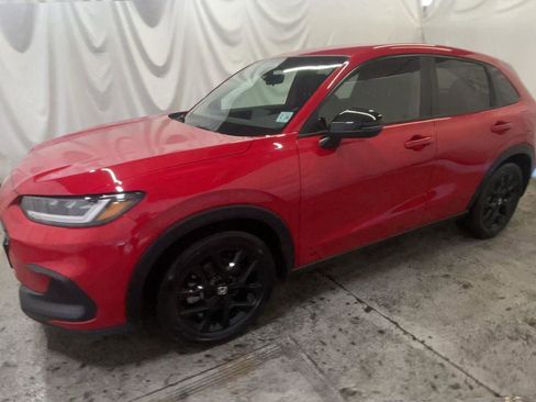 Used 2025 Honda HR-V Sport image 4