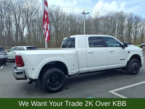 Used 2025 RAM 3500 Limited AWD/4WD image 6