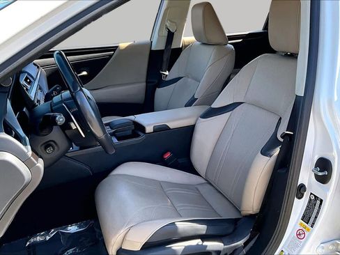 Used 2019 Lexus ES 350 w/ Accessory Package 2 FWD image 7