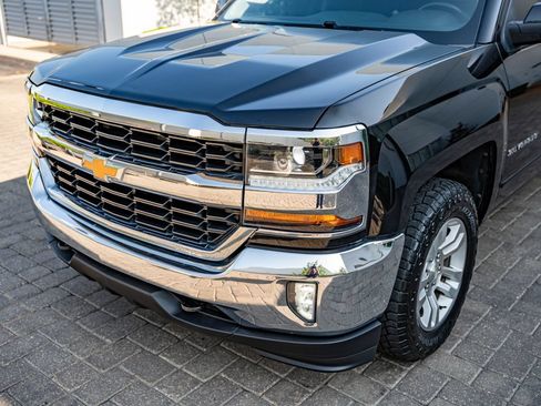 Used 2017 Chevrolet Silverado 1500 LT w/ All Star Edition AWD/4WD image 14