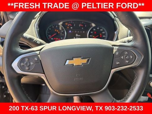 Used 2023 Chevrolet Traverse LT image 9