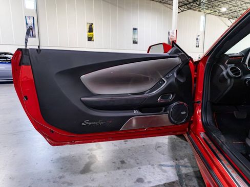 Used 2010 Chevrolet Camaro SS w/ RS Package RWD image 40