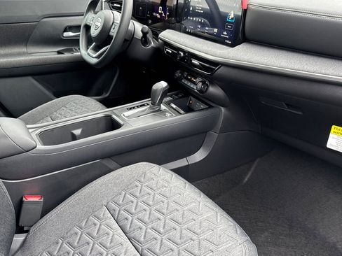 New 2026 Nissan Kicks SV w/ SV Premium Package image 13