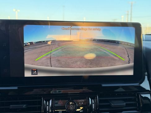 New 2026 Nissan Pathfinder SV image 12