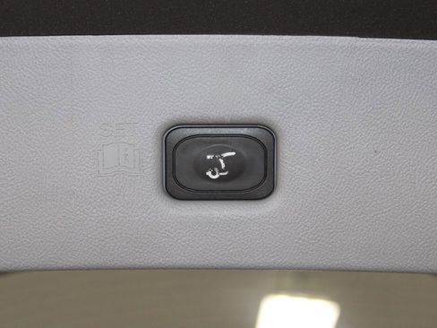 Used 2022 Lincoln Nautilus Reserve image 16