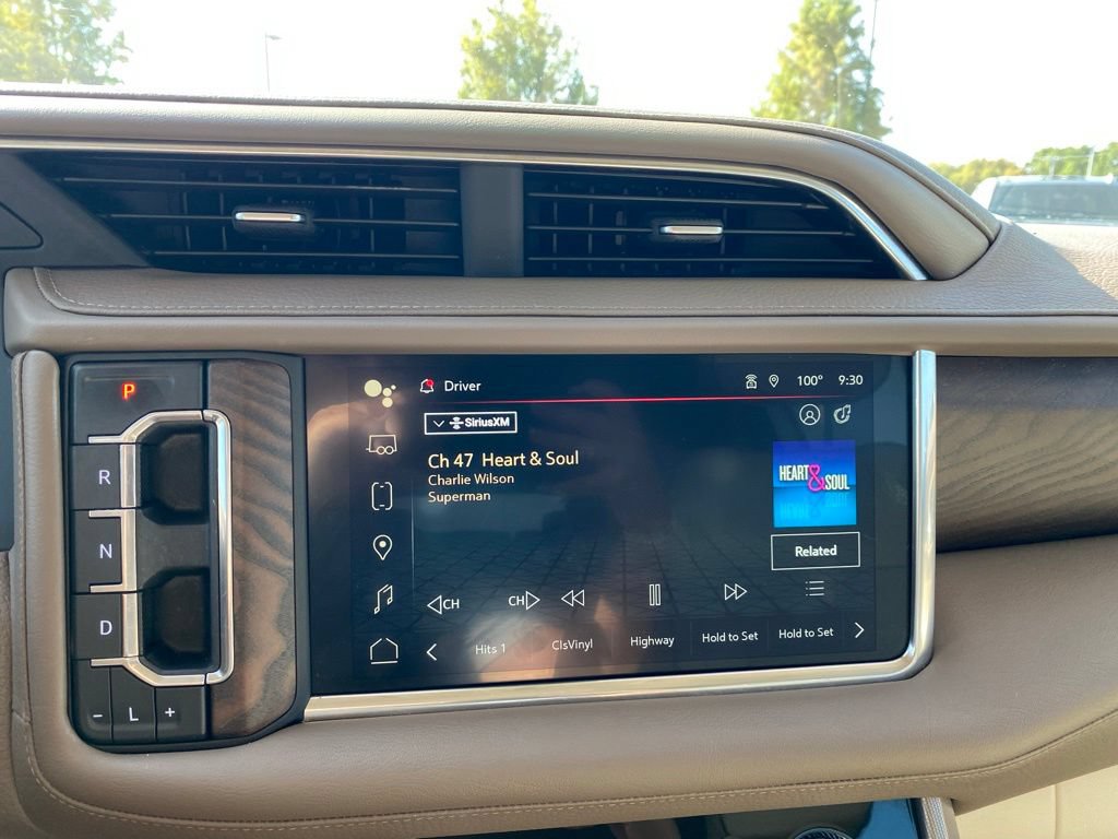 Used 2022 GMC Yukon XL Denali w/ Max Trailering Package AWD/4WD image 19