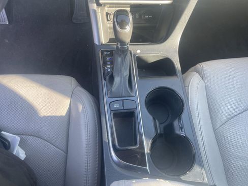 Used 2017 Hyundai Sonata Limited w/ Tech Package 03 image 20