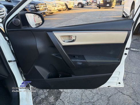 Used 2016 Toyota Corolla LE image 13