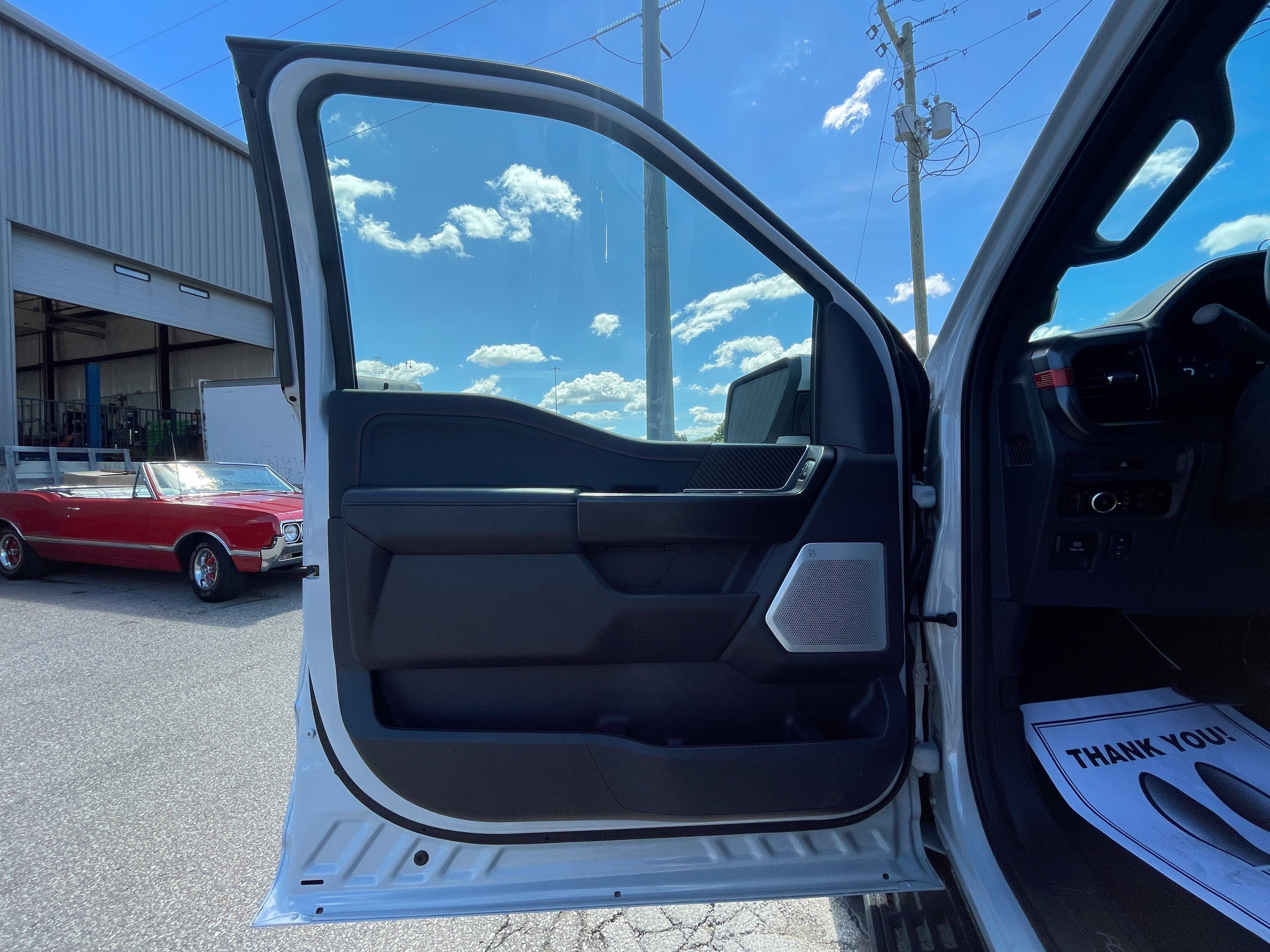 Used 2025 Ford F150 Raptor AWD/4WD image 13