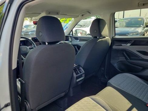 Used 2025 Volkswagen Tiguan S image 13
