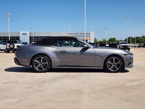 Used 2024 Ford Mustang Premium RWD image 7