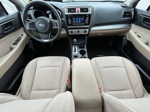 Used 2019 Subaru Outback 2.5i AWD/4WD image 11