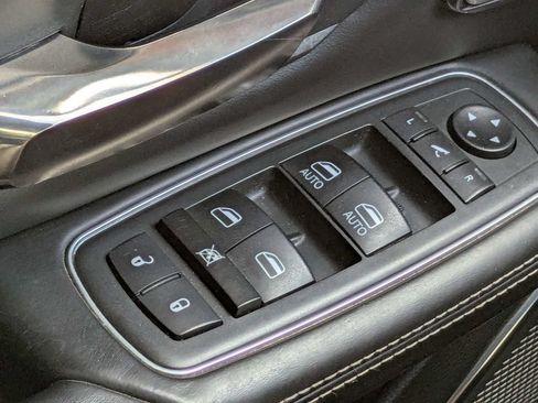 Used 2019 RAM 1500 Limited AWD/4WD image 25