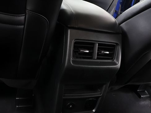 Used 2024 Ford Edge SEL w/ Convenience Package AWD/4WD image 25