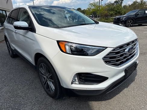 Used 2023 Ford Edge Titanium AWD/4WD image 12