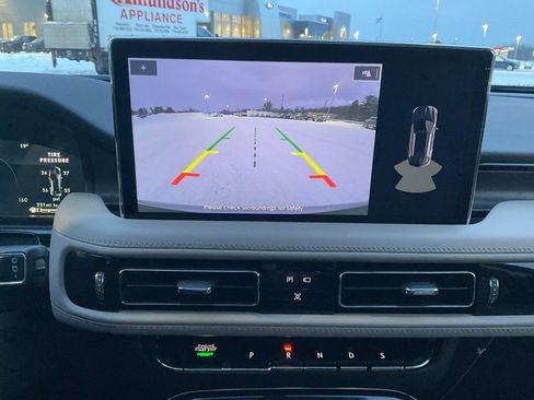 Used 2022 Lincoln Nautilus Reserve image 15