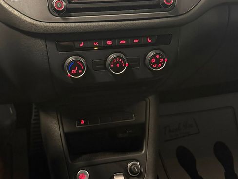 Used 2016 Volkswagen Tiguan R-Line FWD image 28