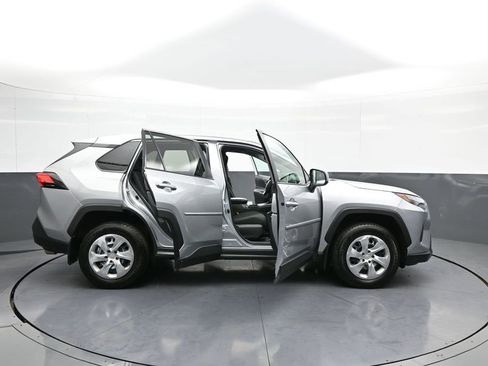 Certified 2023 Toyota RAV4 LE image 41