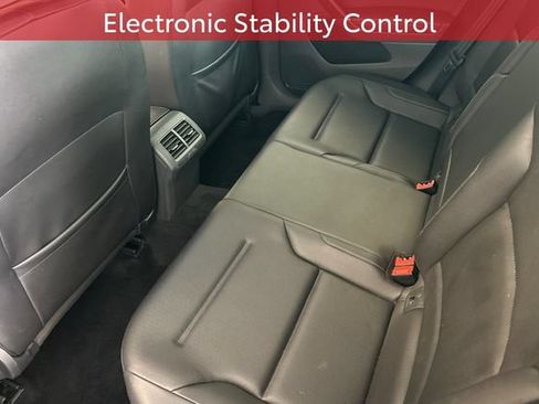 Used 2017 Volkswagen Golf Alltrack SE AWD/4WD image 16