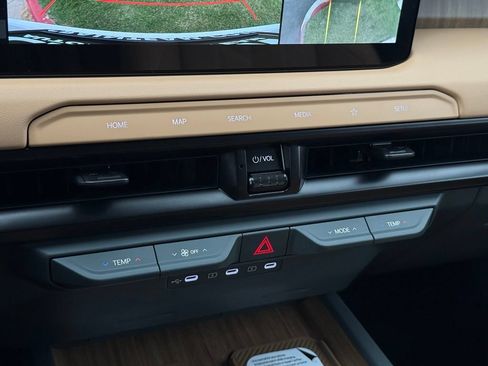 New 2027 Kia Telluride SX X-Line AWD/4WD image 17