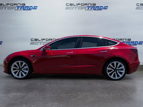 Used 2018 Tesla Model 3 Mid Range RWD image 8