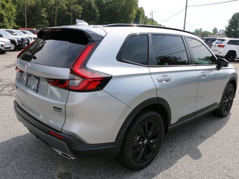 Used 2026 Honda CR-V Sport Touring image 8