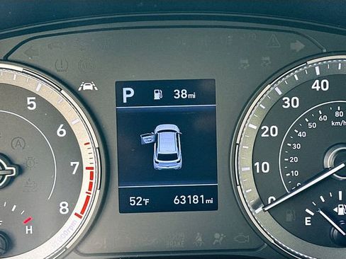 Used 2021 Hyundai Venue Denim image 12