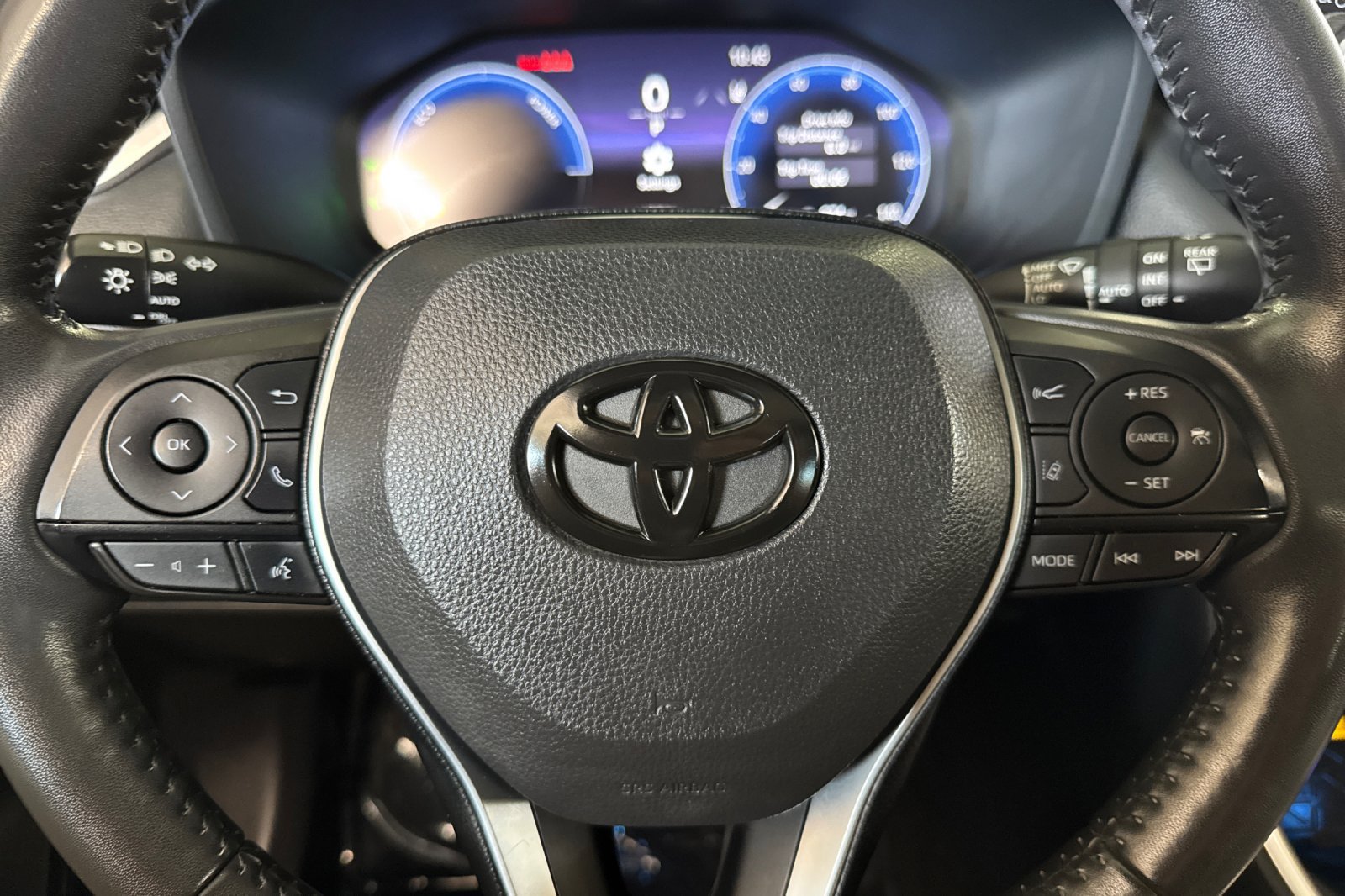 Used 2023 Toyota RAV4 XSE AWD/4WD image 26