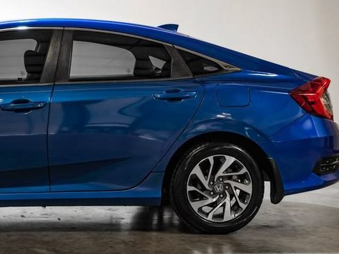 Used 2017 Honda Civic EX image 21