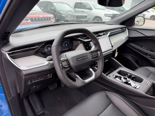 Used 2026 Jeep Cherokee Limited AWD/4WD image 8