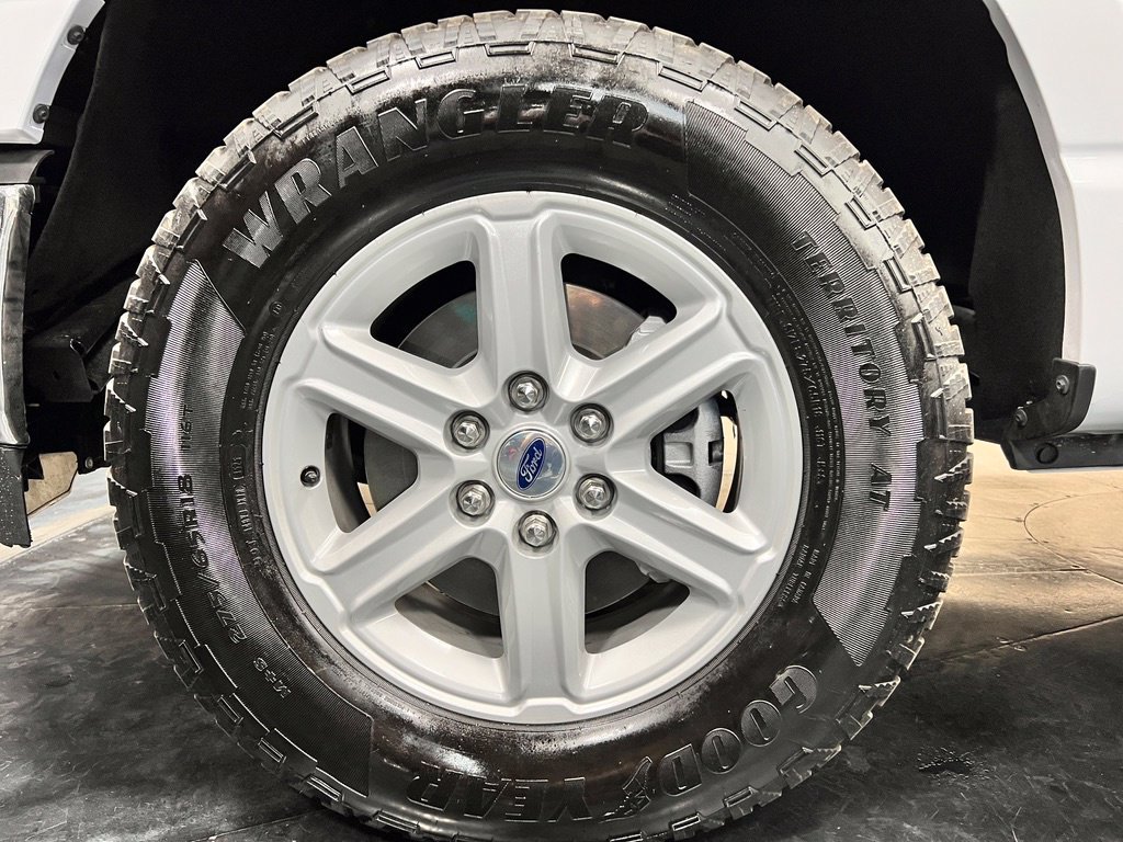 Used 2025 Ford F150 Lariat AWD/4WD image 11