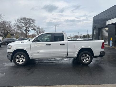 Used 2025 RAM 1500 Big Horn AWD/4WD image 5