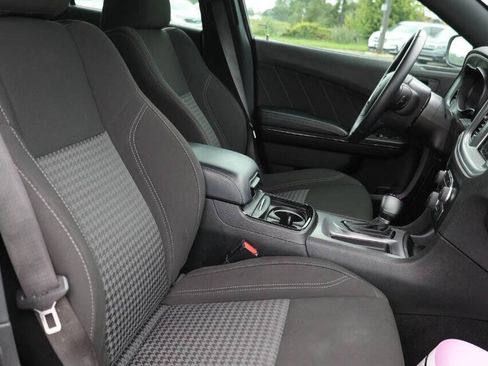 Used 2023 Dodge Charger SXT w/ Blacktop Package AWD/4WD image 15