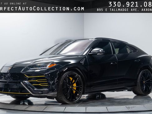 Used 2019 Lamborghini Urus AWD/4WD image 1