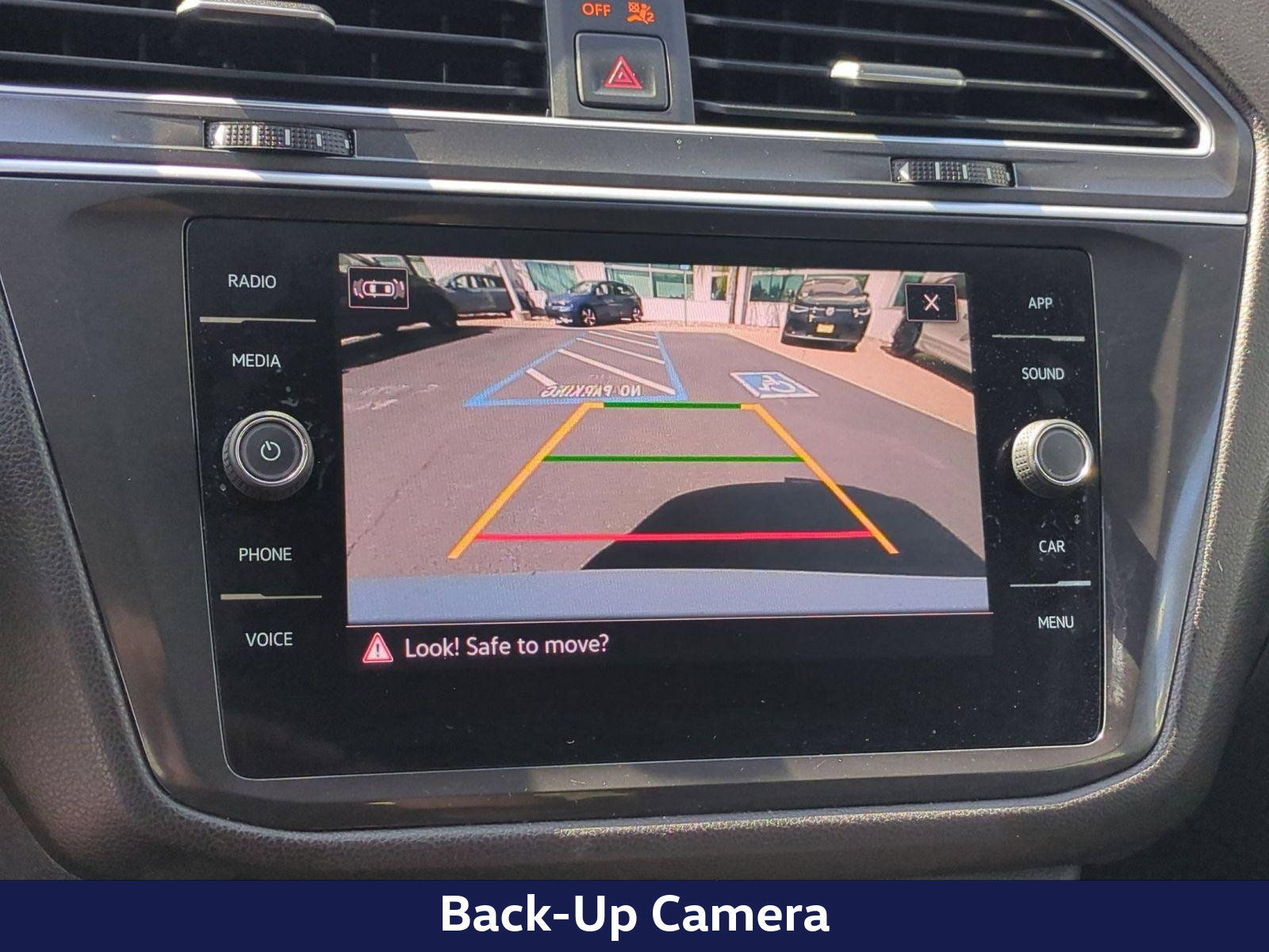 Used 2023 Volkswagen Tiguan SE FWD image 21