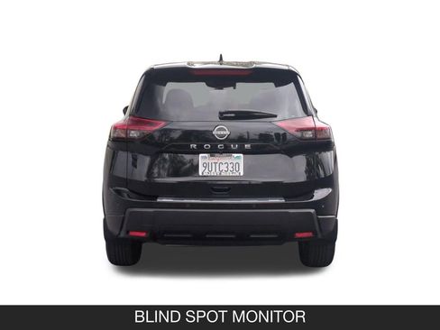 Used 2026 Nissan Rogue SV FWD image 8