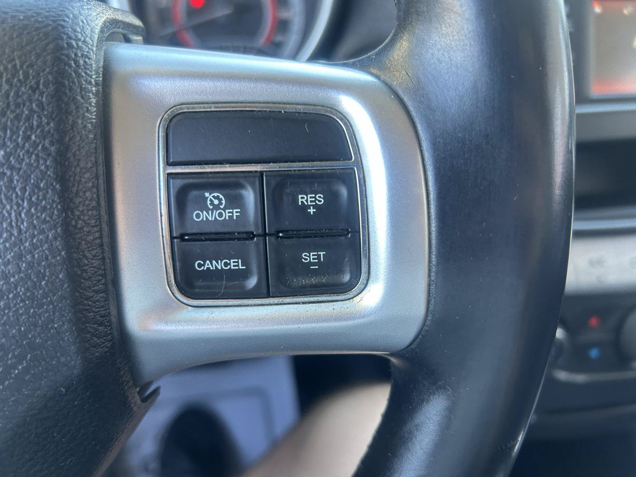 Used 2012 Dodge Journey FWD image 19
