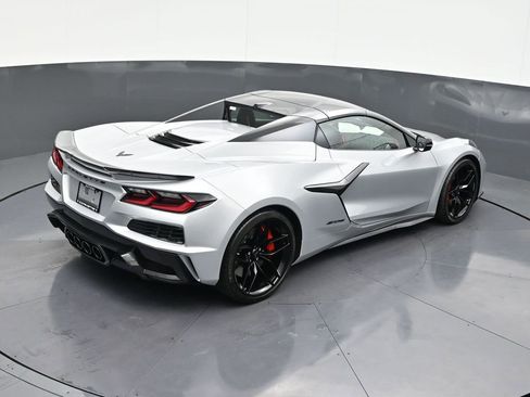 Used 2026 Chevrolet Corvette Z06 w/ Stealth Interior Trim Package image 18