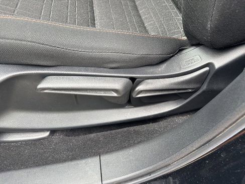Used 2023 Honda HR-V Sport image 19