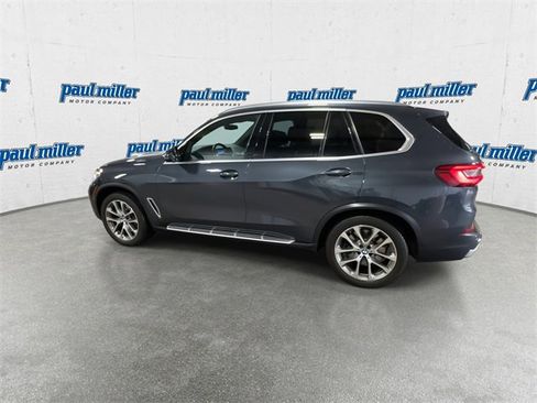 Used 2019 BMW X5 xDrive50i w/ Executive Package image 7