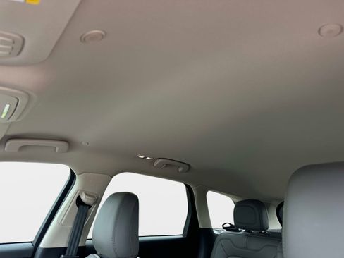 Used 2024 Lincoln Corsair FWD w/ Equipment Group 101A image 19